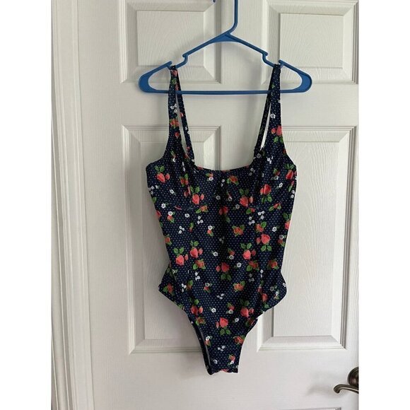 ModCloth One Piece Swimsuit - Picture 4 of 6